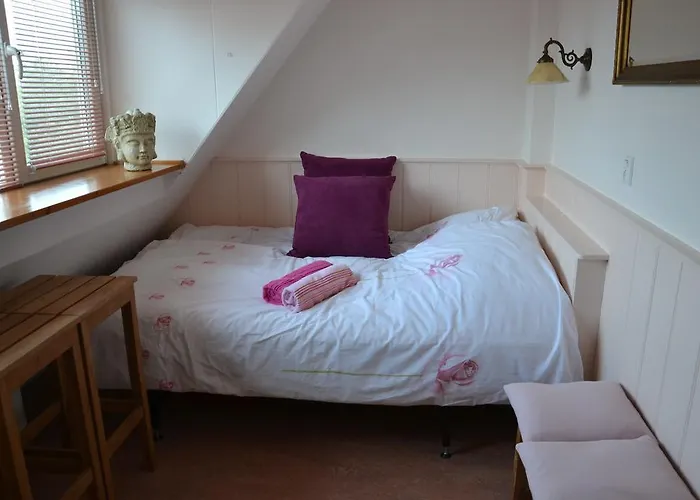 Macbed Checkin-time 1700-1800 Or Request Before Book فندق مبيت وإفطار ألكمار